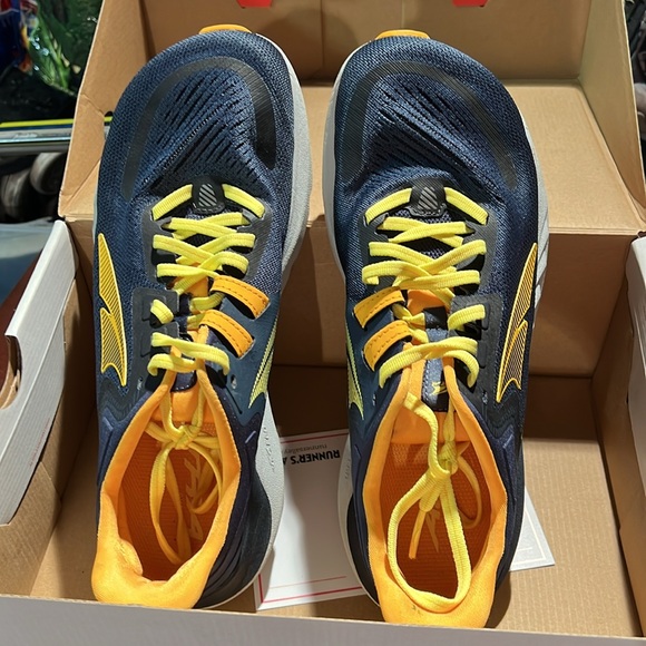 Altra Provision 6 men’s size 8 - Picture 3 of 7